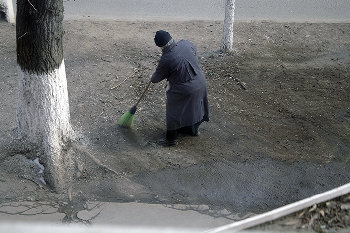 вредитель!