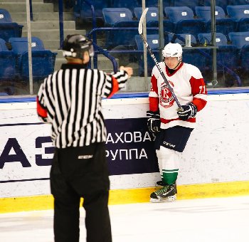 BzD7hAOpeU4-1.jpg