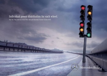 mercedes_benz_transporter_traffic_light_1.jpg